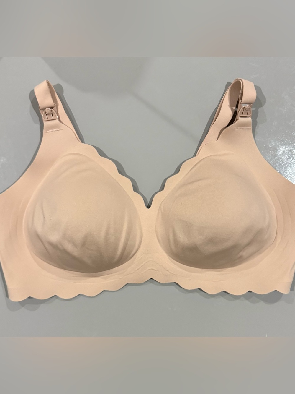 MomCozy Scallop Edge Nursing Bra Nude